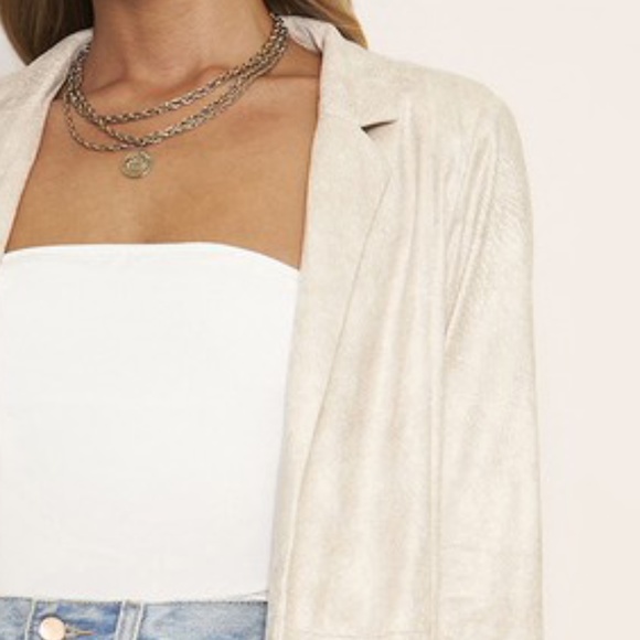 Oversized Cream Suede Blazer - Picture 4 of 5